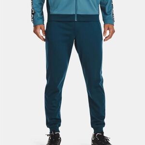 Under Armour UA Sportstyle Joggers – Men’s Large